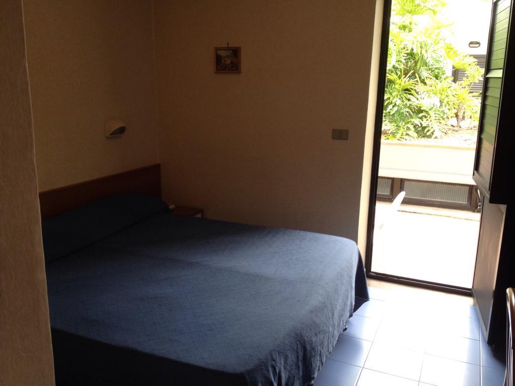 Hotel B&B Marina Capaccio Luaran gambar